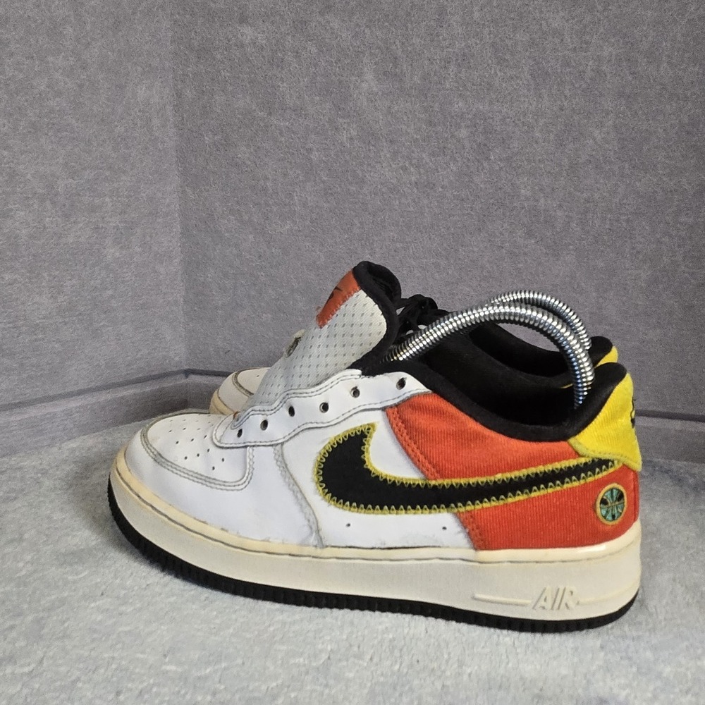 NIKE AIR FORCE 1 LV8 1 "ROSWELL RAYGUNS" SZ 5.5Y White Orange 1 String - Picture 2 of 7